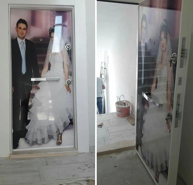 Her kapıya bunu yaparsak hiç karışıklık olmaz.