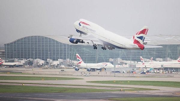 Öte yandan İngiliz hava yolları British Airways, salgın nedeniyle Çin'e tüm uçuşlarını durdurma kararı aldı.