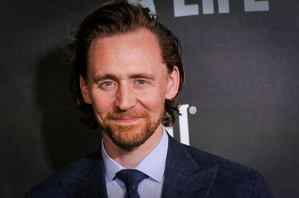2. Tom Hiddleston, yeni Netflix yapımı Politik gerilim dizisi White Stork’un başrolünde yer alacak.