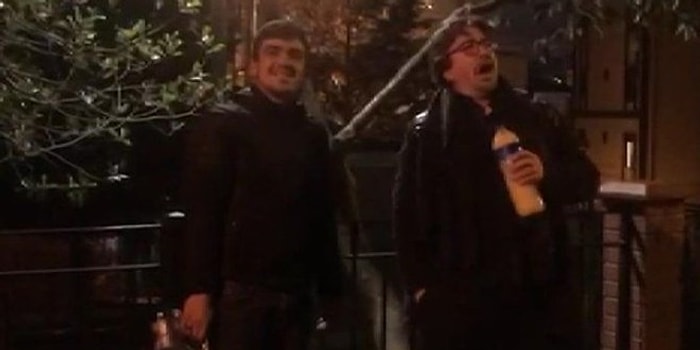 Opera Sanatçısı Burak Bilgili Sokakta Satış Yapan Bozacıya Eşlik Etti!