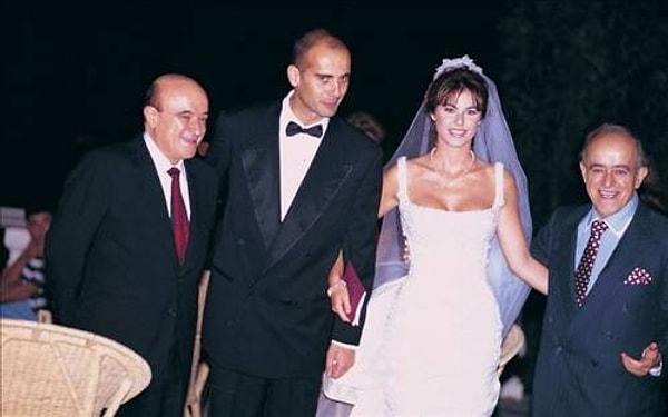 Nitekim 1995'in Haziran ayında Eren Talu ve Defne Samyeli, cemiyet hayatının önde gelen isimlerinin katıldığı büyük bir törenle evlendi.