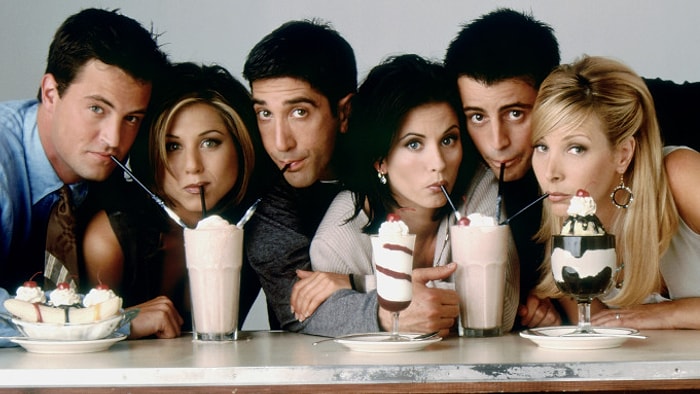 Дэвид Швиммер прокомментировал слухи о выпуске новой серии "Друзей"