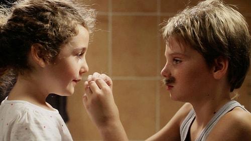 Bir Çocuğun Gözünden Toplumsal Konulara Değinerek Size Tarifsiz Duygular Yaşatacak 28 Çarpıcı Film