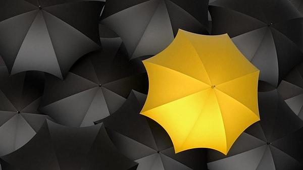 1. Bu sarı şemsiyeyi gördüğün anda aklına ilk hangi dizi geldi? Bu soruya ya hemen cevap verirsin ya da o efsane diziyi hiç izlememişsin.