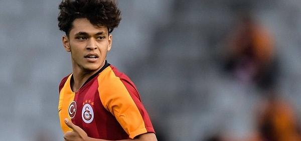 Sarı-kırmızılılarda adı Fenerbahçe ile de anılan genç yıldızın, sözleşme uzatma teklifini reddettiği açıklandı.