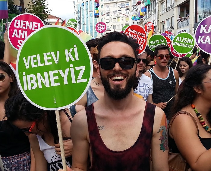 Birisine "İbne" Demeden Önce Ne Anlama Geldiğini Bilmiyorsanız Bunları Acil Olarak Öğrenmeniz Lazım