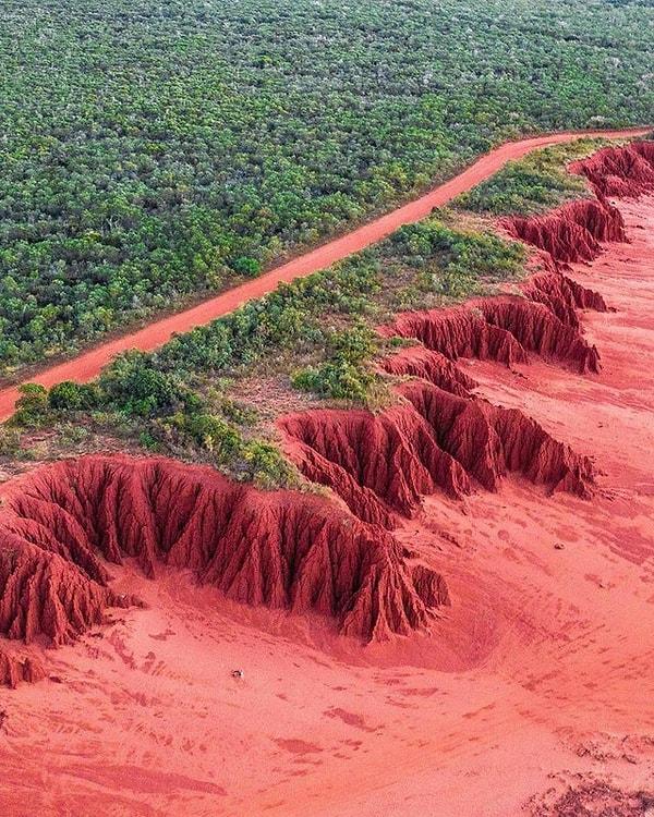 5. Avustralya'daki kırmızı kayalıklar