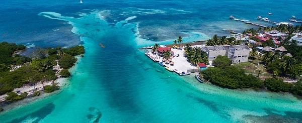 6. “Belize, bulundurduğu mercan resifleri ve korsanlar nedeniyle Orta Amerika'da ana dili İngilizce olan tek ülkedir...