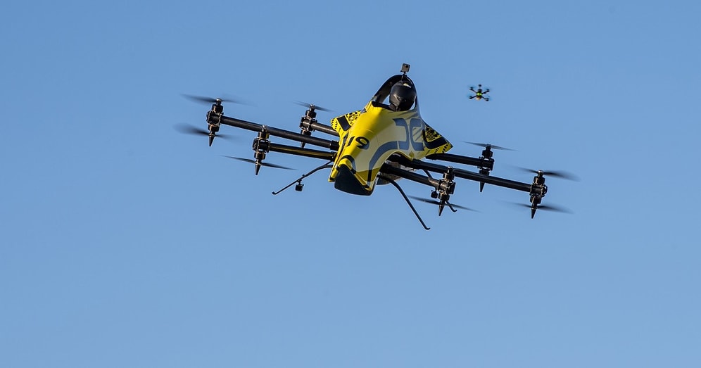 Dünyanın İnsan Taşıyabilen İlk Akrobasi Drone'unun Deneme Uçuşu Başarıyla Gerçekleşti!