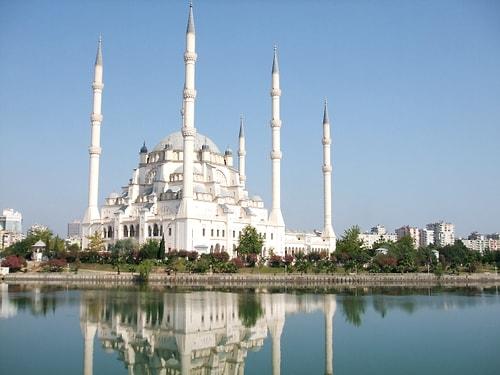 Mide Zafiyeti İçerir: Adana'ya Gidenlerin Mutlaka Yapması Gereken 21 Şey
