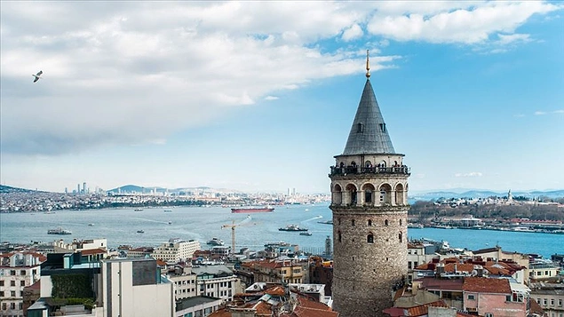 Istanbul Da Bir Tartismali Karar Daha Galata Kulesi Nin Isletmesi Ibb Den Aliniyor Onedio Com