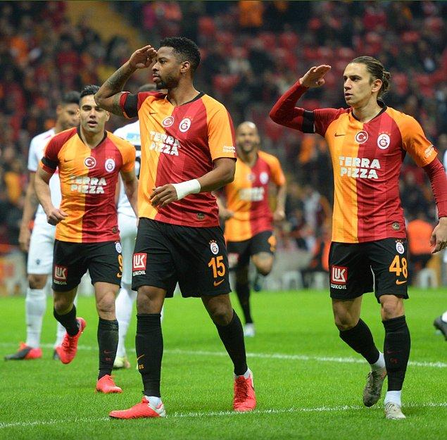 3. dakikada Galatasaray, Ryan Donk'un attığı golle 1-0 öne geçti.