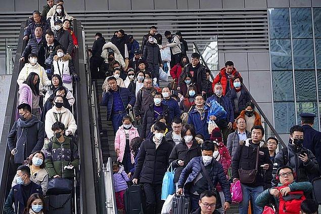 Çin'in Vuhan kentinde ortaya çıkan yeni tip koronavirüs (Covid-19) neredeyse tüm dünyaya yayıldı, birçok Avrupa ülkesinde paniğe neden oldu.