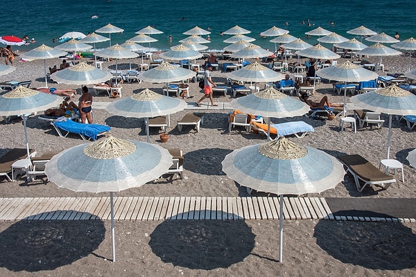 2. Может ли жаркая или влажная погода препятствовать передаче коронавируса?