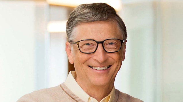 7. Nisan 2010 itibarıyla Bill Gates'in yaptığı bağışlar, 61 milyar dolar olan net değerinin yarısından fazladır. Bill Gates, o tarihe kadar 36,854,000,000 dolar bağış yapmıştır.