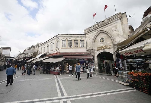 İstanbul'da Korona Sessizliği: Tarihi Yarımada'da Sokaklar Boşaldı, Turist Sayısı Yüzde 30 Azaldı