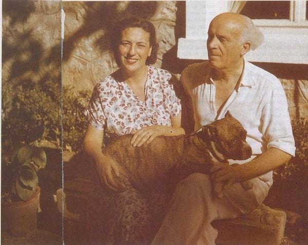 23. Galatasaray'ın kurucusu Ali Sami Yen ve eşi Fahriye Yen, 1950.