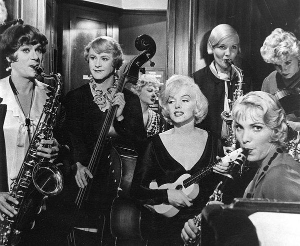 64. Some Like It Hot (1959)