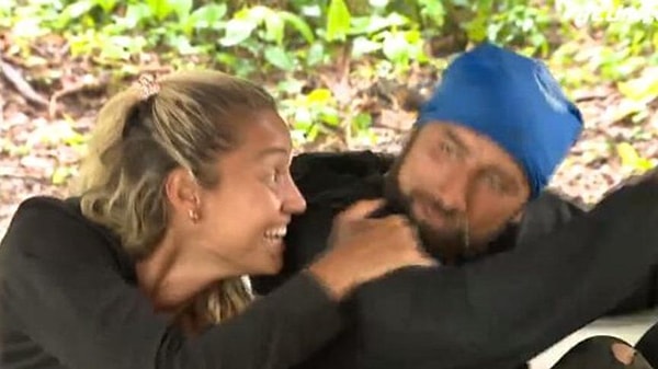 7. Survivor Yasin ile Evrim arasında aşk yaşandığı iddiaları ortalıkta dolaşmaya başladı!