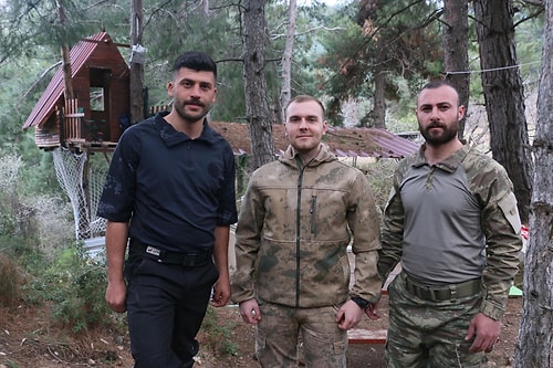 Manisa'da 3 Arkadaş Ağaç Üstüne Yaptıkları Evde Kendilerini Karantinaya Aldı: 'Tehlike Geçene Kadar Buradayız'