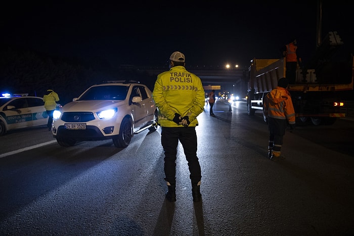 Koronavirüs Salgınında Son 24 Saat: 31 Kentte Giriş-Çıkış Yasağı Başladı