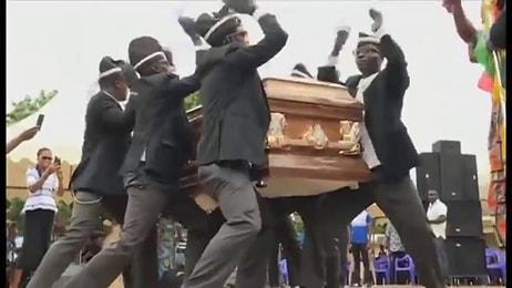 Dans Ederek Cenaze Taşıyan Adamların Efsane Akımından Tekrar Tekrar İzlemek İsteyeceğiniz 19 Video