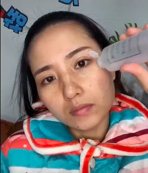 Göz, burun ve çene yapılarını kısa bir sürede makyajla tamamen değiştirebiliyorlar.