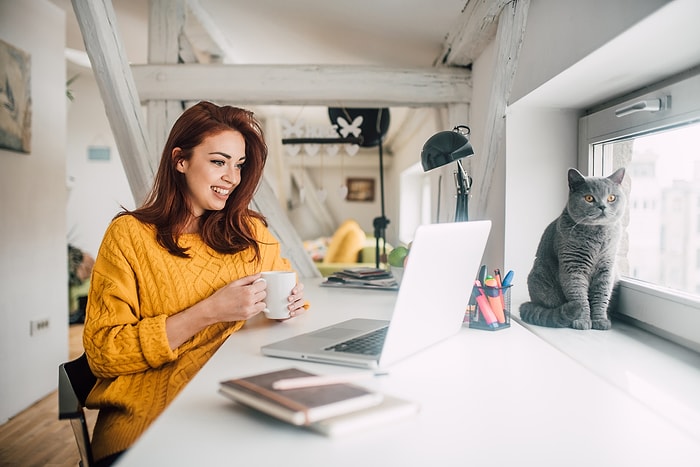 Altımız Pijama Üstümüz Gömlek! Home Office Çalışırken Motivasyonunuzu Artıracak 10 Şey