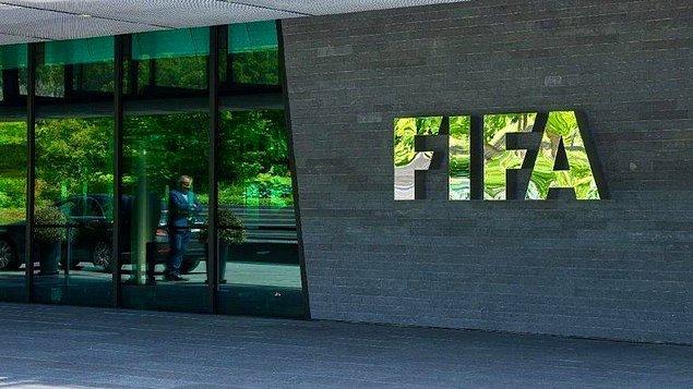 3. FIFA Yöneticisi James Kitching: "Üçüncü bir transfer dönemi Avrupa takvimine eklenebilir. Bu konuda esneklikler tanıyacağız"