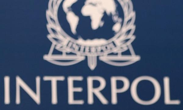 12. INTERPOL adıyla bilinen Uluslararası Kriminal Polis Teşkilatı'nın genel merkezi nerededir?