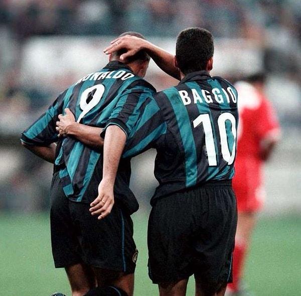 4. Bir fotoğraf, iki efsane: Ronaldo ve Roberto Baggio