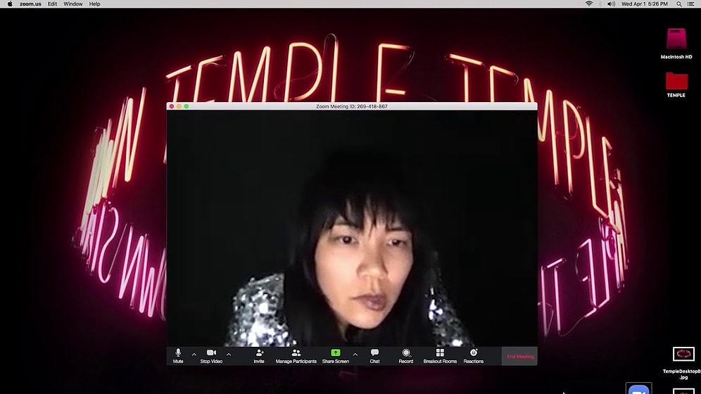 Zoom'da Bir Araya Gelen Ekipten Müzik Videosu: Phenom