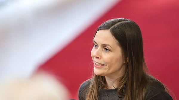 В Исландии под руководством Катрин Якобсдоттир тесты делаются бесплатно.