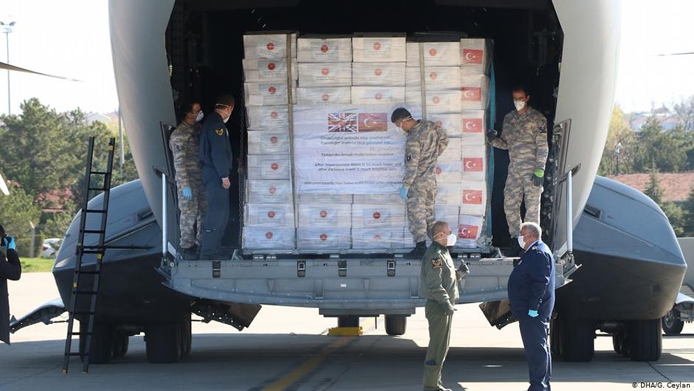 Koronavirüs Yardımları Tartışmalara Neden Olmuştu: Türkiye Yurt Dışında Nereye, Nasıl Destek Sağlıyor?