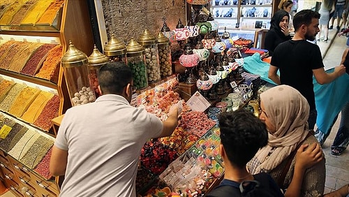 Ramazan Genelgesi: Toplu İftar Yasaklandı, Türbe Ziyaretleri Kısıtlandı