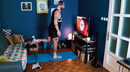 Karantina Döneminde Evde Kalça, Bacak ve Yağ Yakımı İçin Oldukça İşinize Yarayacak Egzersizler