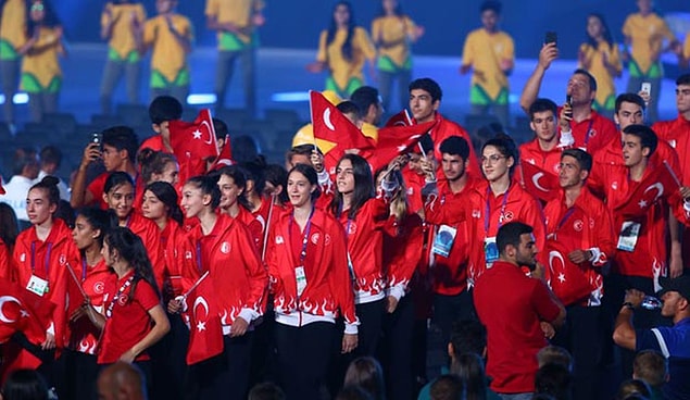 15. Slovakya'nın Banska Bystrica şehrinde 2021'de düzenlenmesi planlanan Avrupa Gençlik Olimpik Yaz Festivali (EYOF), 2022'ye ertelendi.