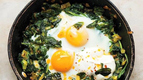14. Ramazan pideleri yumurtayı patlatmaya hazırsa: Ispanaklı Yumurta
