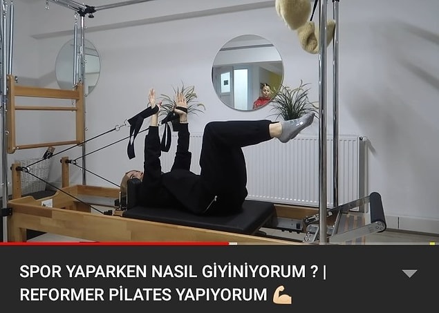 Instagram fenomenleri ile YouTuber'ların içerik üretmede yarıştığı bu dönemde Rabiaca da evde nasıl spor yaptığını ve spor yaparken ne giydiğini anlattığı bir vlog çekti.