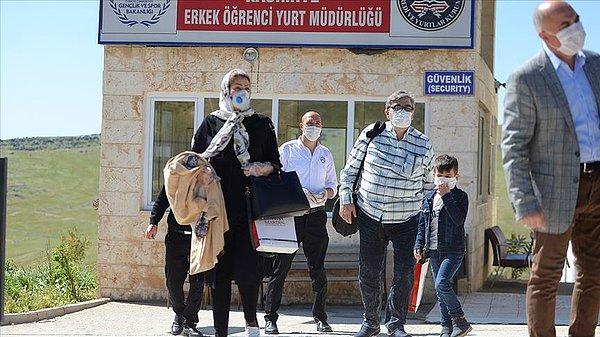 Bakan Kasapoğlu: "76 ildeki yurtlarda 9 bin 647 vatandaş karantinada"