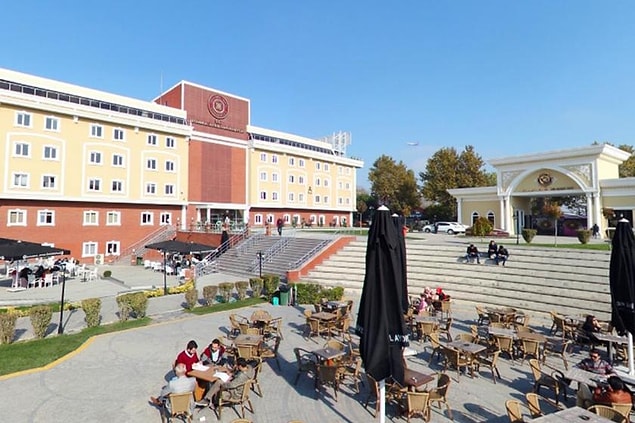 Aydın Üniversitesi: Görevine son verildi, hukuki sürecin takipçisi olacağız