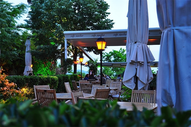Café Zanzibar, Caddebostan