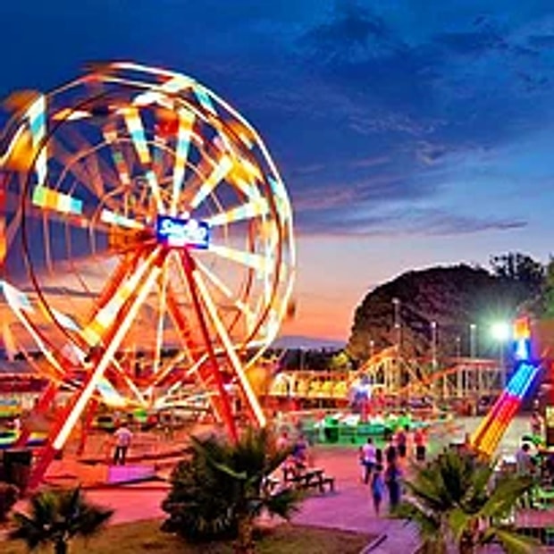 Lunapark gibi sürekli bitmeyen bir coşku