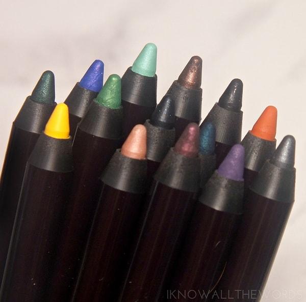 4. Yoğun renkli, yumuşak yapılı, göz alıcı parlak renk seçenekleri olan bir kalem arıyorsanız, biz sizin için bulduk bile.