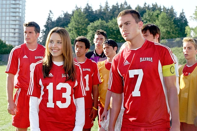 9. Seksi Futbolcu (She's the Man) - 2006