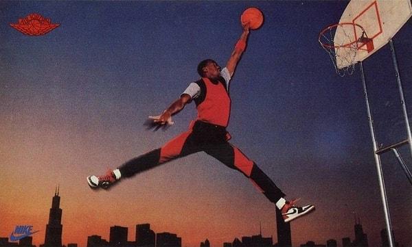 1990'lı yıllarda Nike'ın yüzü olan Jordan, kariyeri boyunca ürünlerden büyük gelir elde etti.