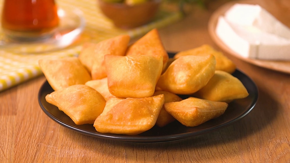 Mayasız Hamur İşleri Arasında Şüphesiz En lezzetli Olanı: Sodalı Lokum Nasıl Yapılır?