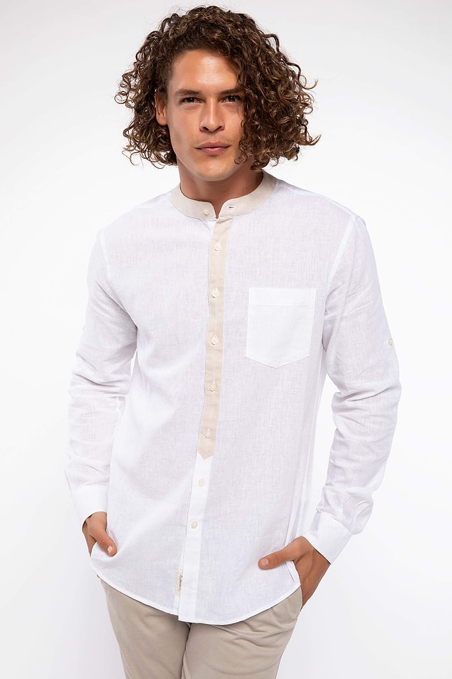 6. Hakim yaka slim fit bu gömlek Defacto'nun en çok satanları arasında!