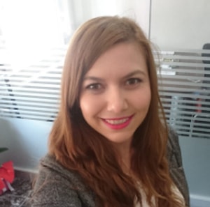 Merve Gülerce Yazar Profil Resmi