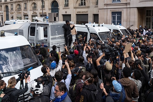 ABD'de 12'nci Günü Geride Bırakan 'George Floyd' Protestoları Dünya Geneline Yayıldı ????